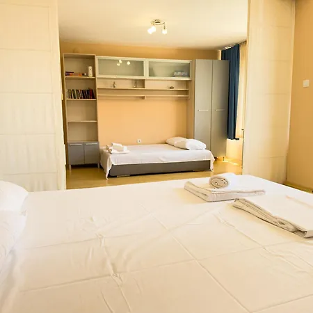 Views בית הארחה סוזופול