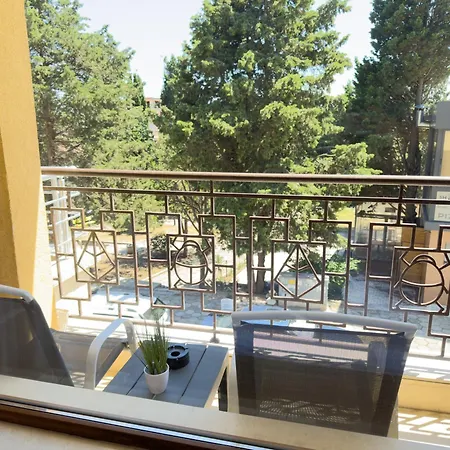 בית הארחה Views סוזופול