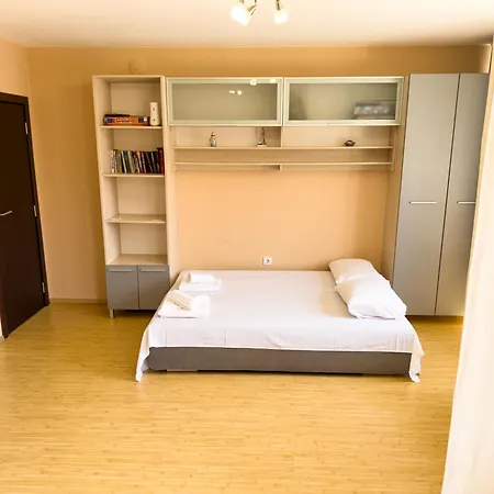 בית הארחה Views 3*