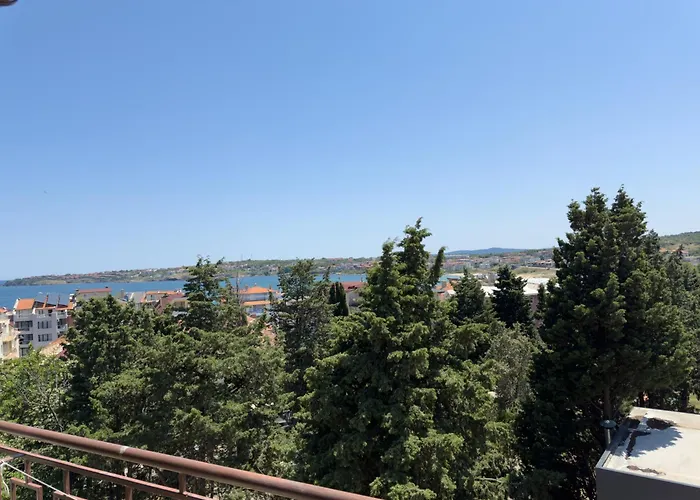 Guest house Views 3*